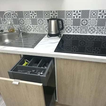 Renove, Rdc, Proche Commodites Apartment Armentieres